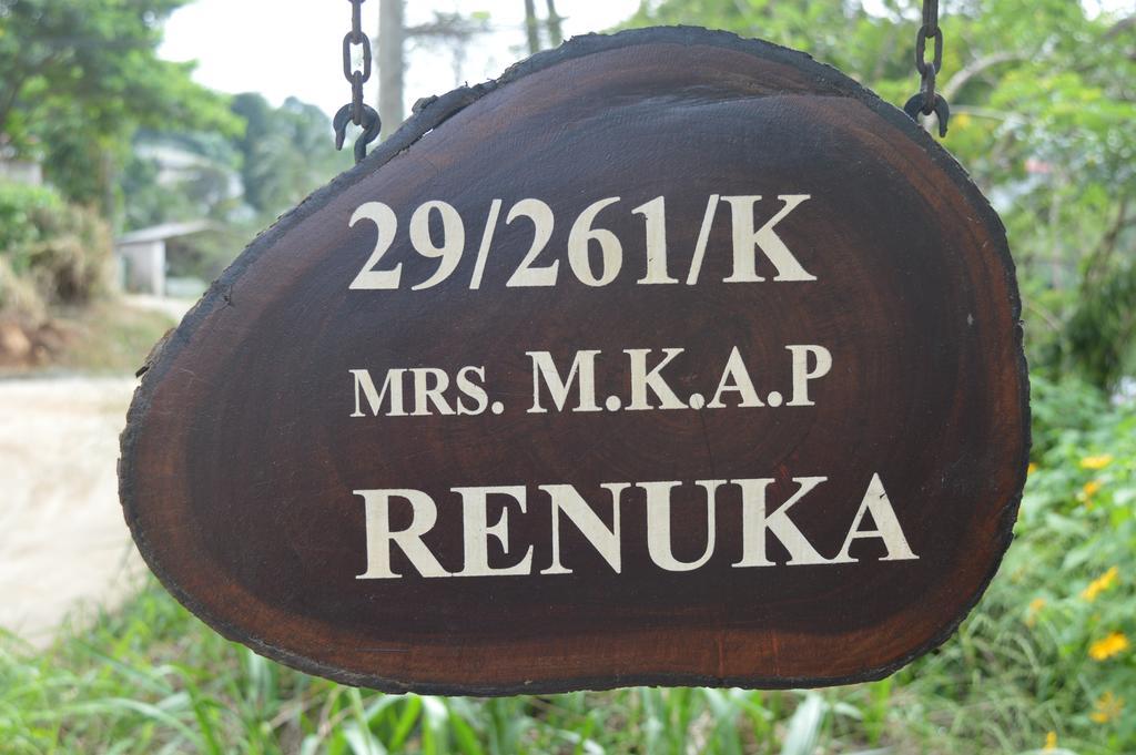 Renuka Inn Канди Екстериор снимка